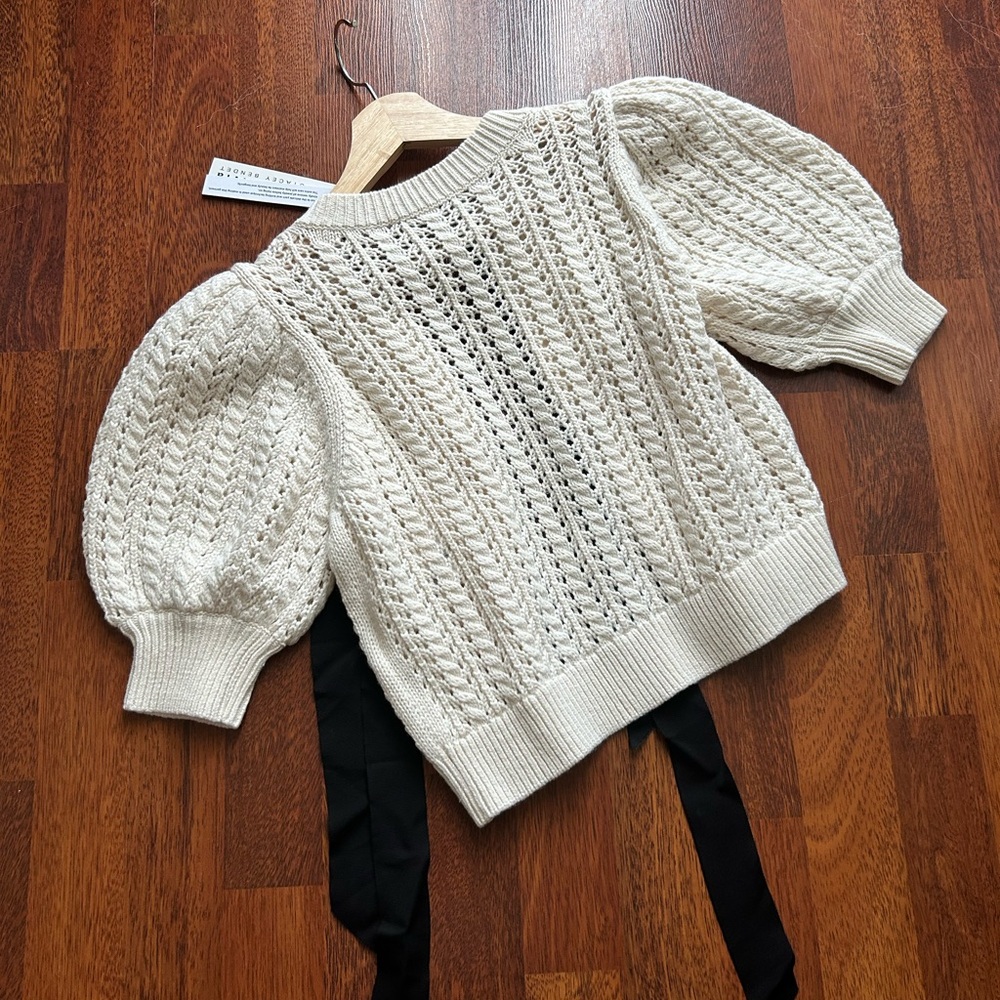 NWT Alice + Olivia Kitty Puff Sleeve Cardigan Sweater XS - Picture 9 of 17